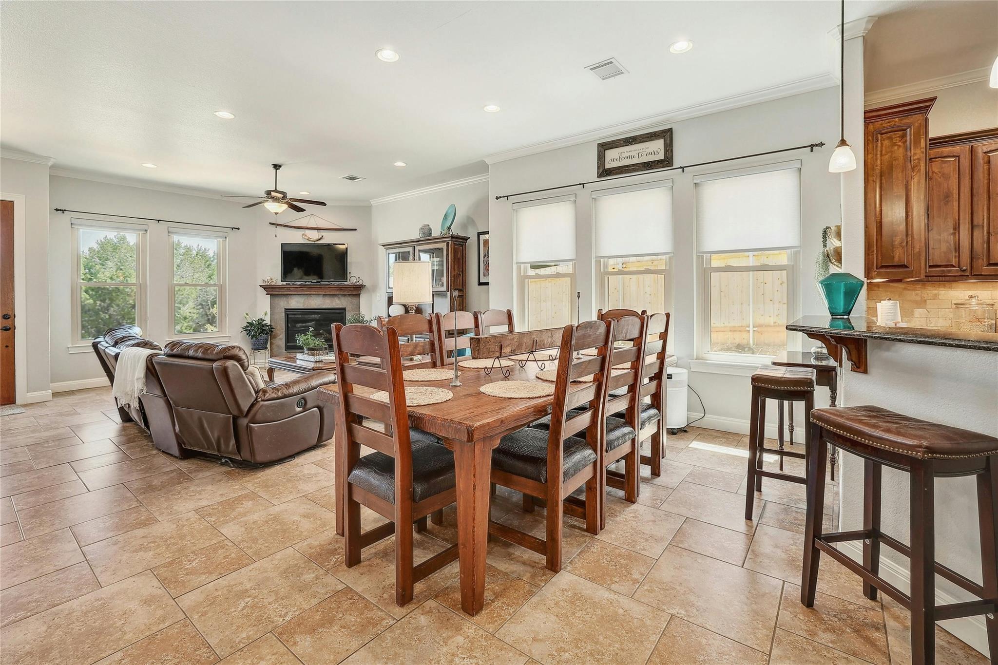 18514 Staghorn Dr, Point Venture, TX 78645