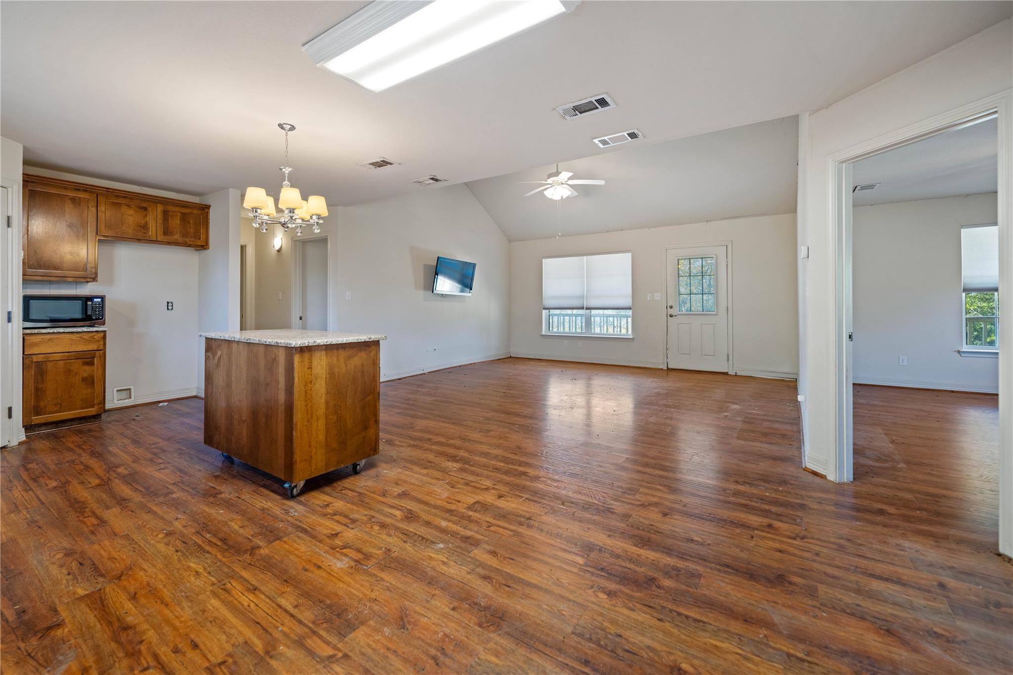 6164 FM 535, Cedar Creek, TX 78612