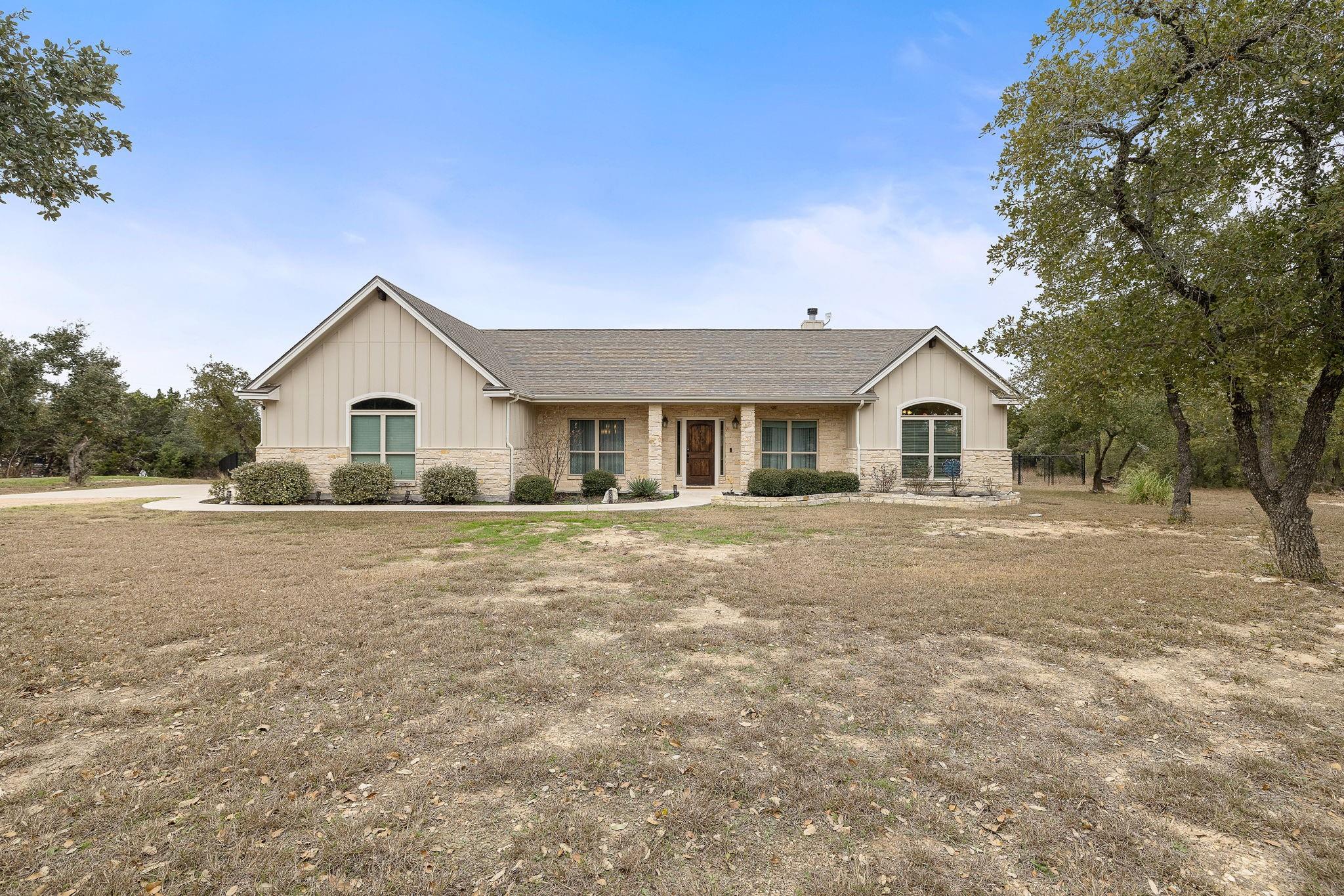 351 Cooks Xing, Liberty Hill, TX 78642