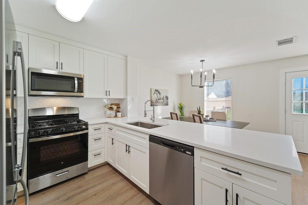 152 Black Frst, Buda, TX 78610