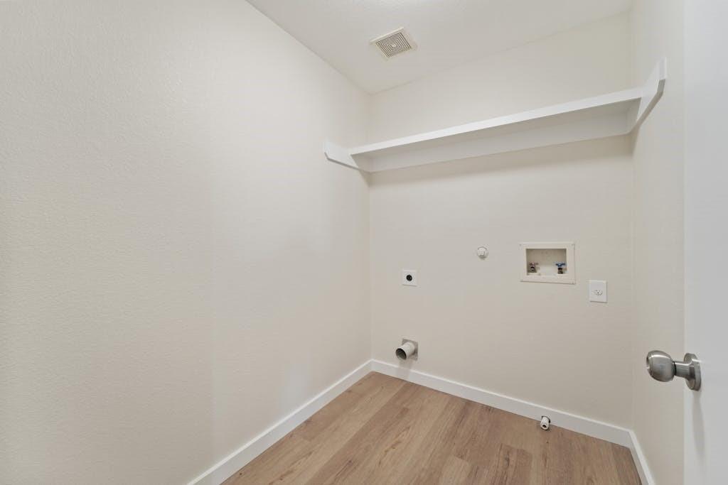 152 Black Frst, Buda, TX 78610