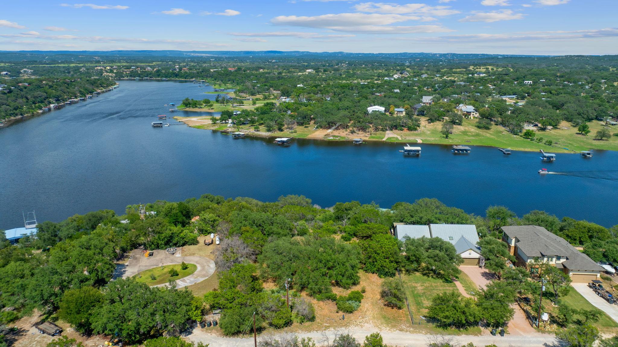 509, 513 Nomad Dr, Spicewood, TX 78669