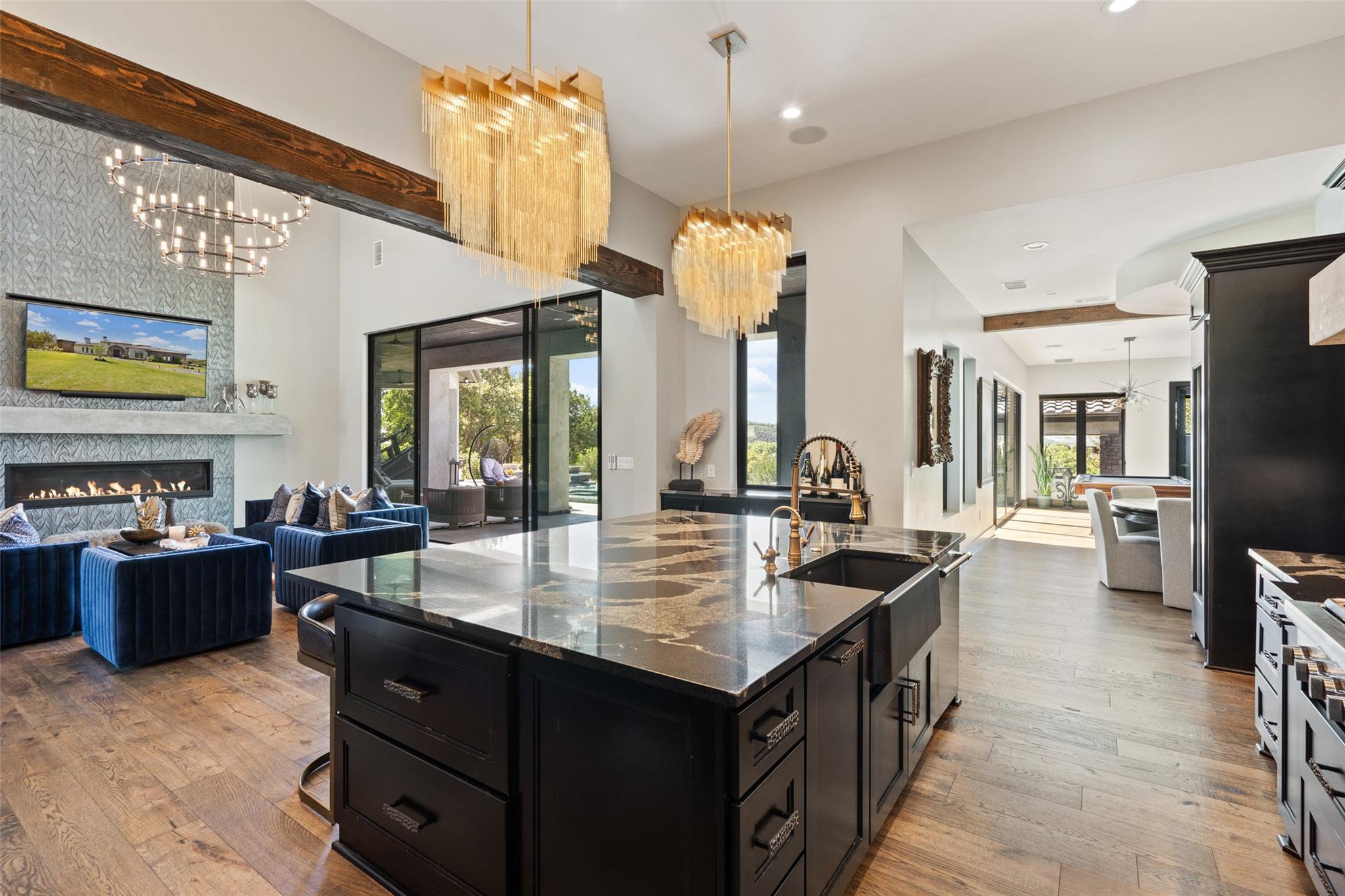 19204 Secretariat Pl, Spicewood, TX 78669