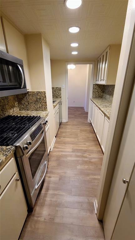 1212 Guadalupe St # 302, Austin, TX 78701