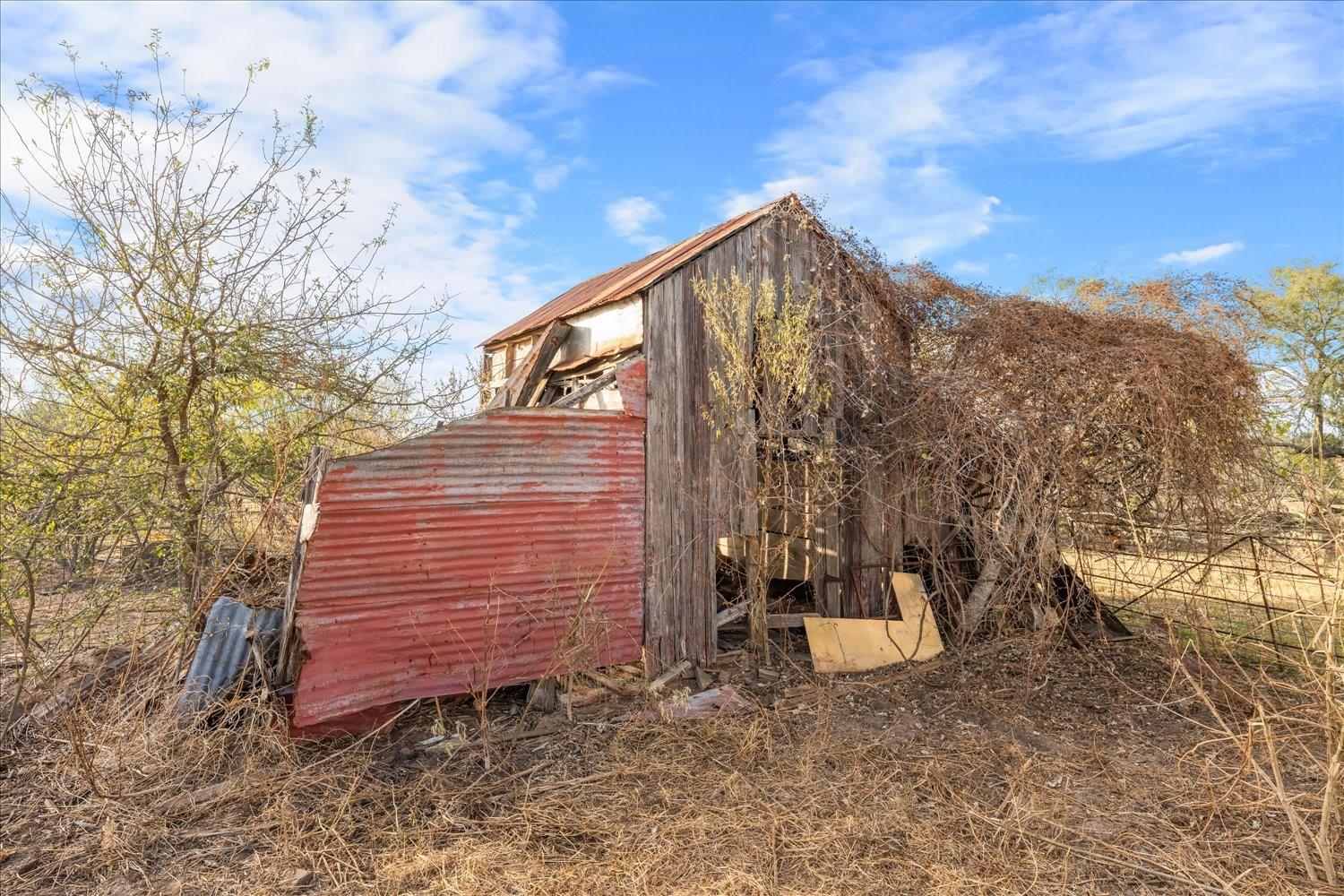 14858 Fm 1322, Luling, TX 78648