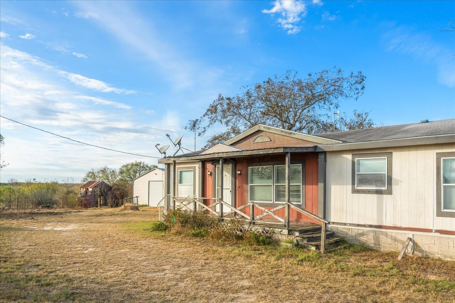 14858 Fm 1322, Luling, TX 78648