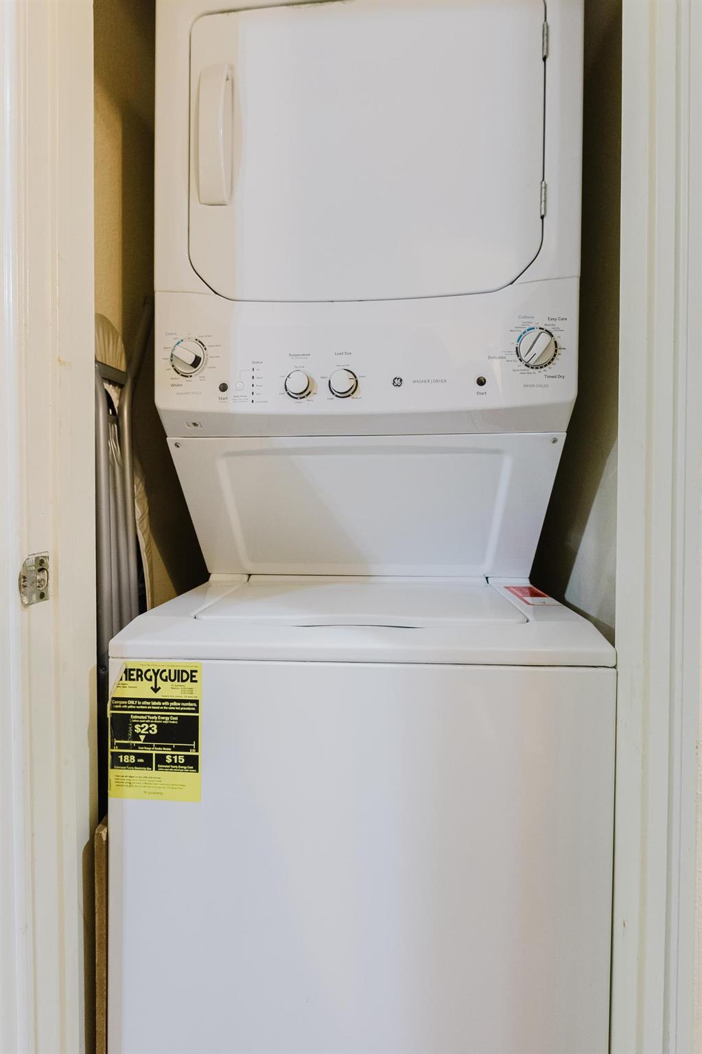 1910 Robbins Pl # 207, Austin, TX 78705