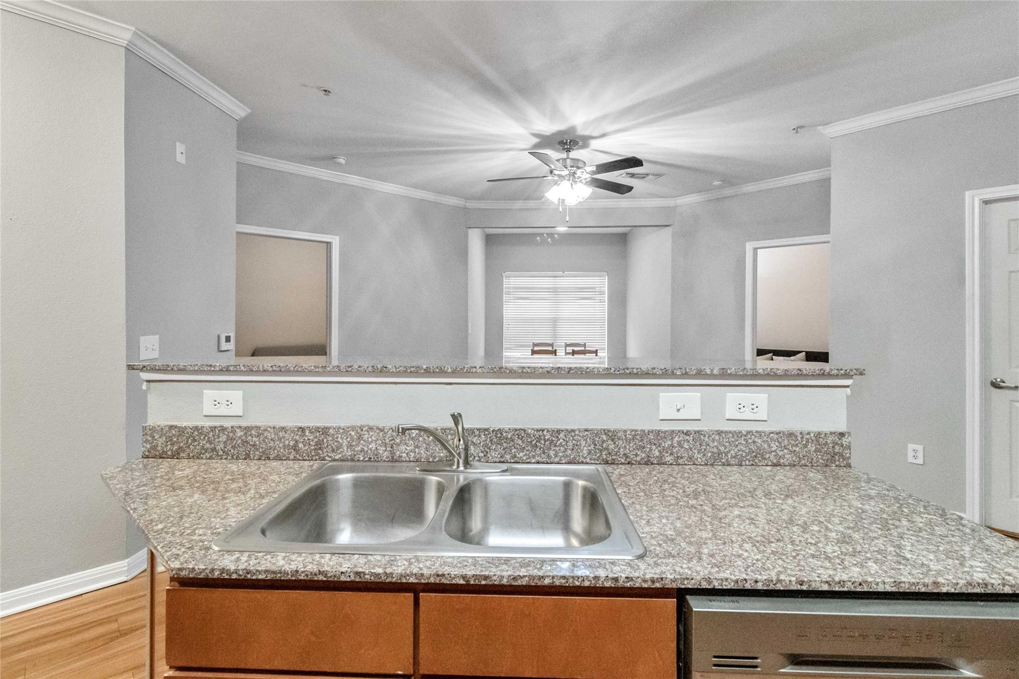 2502 Leon St # 205, Austin, TX 78705