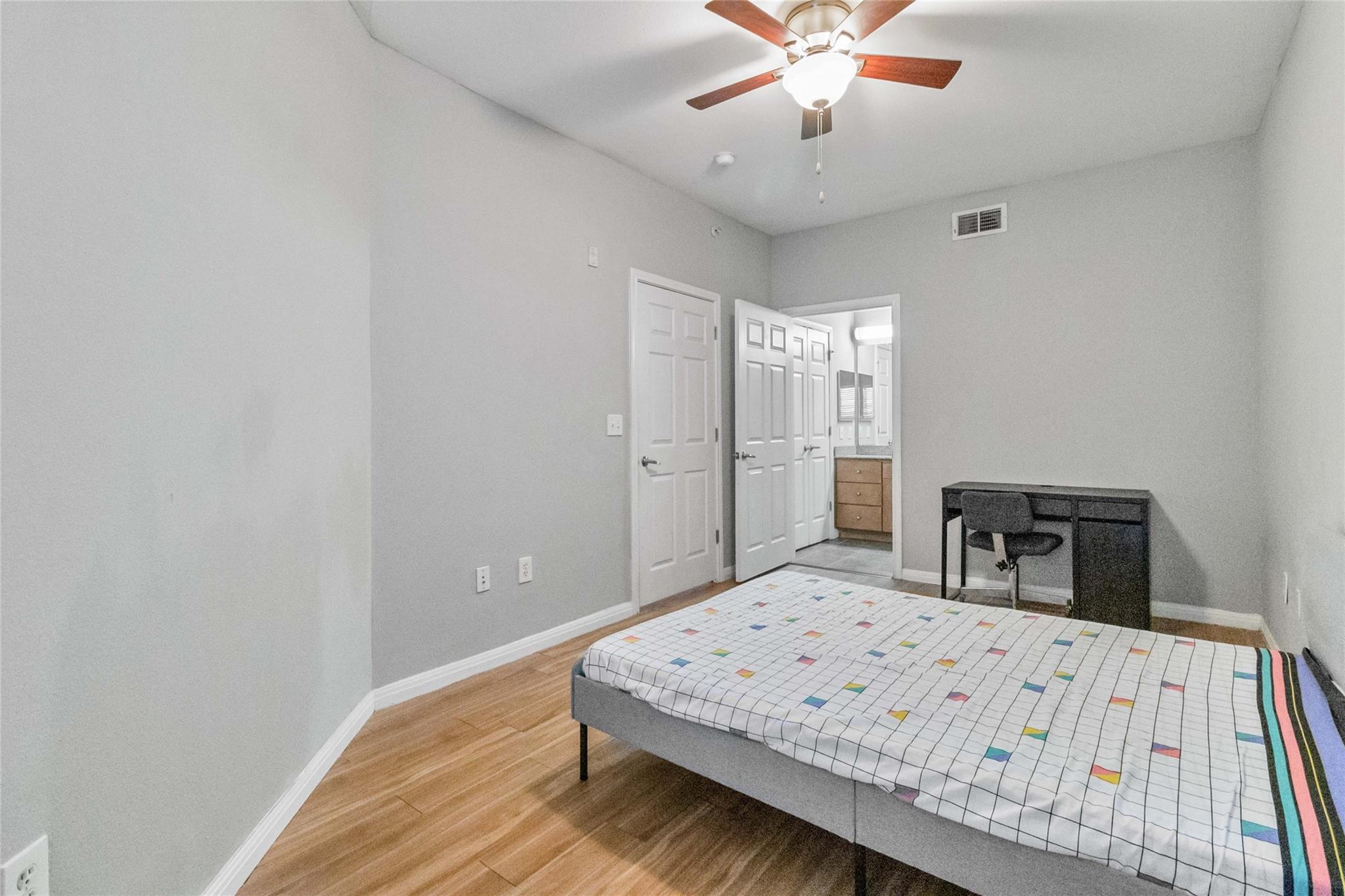 2502 Leon St # 205, Austin, TX 78705