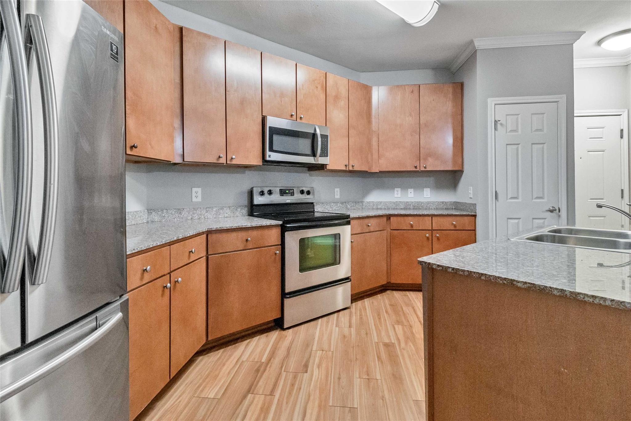 2502 Leon St # 205, Austin, TX 78705