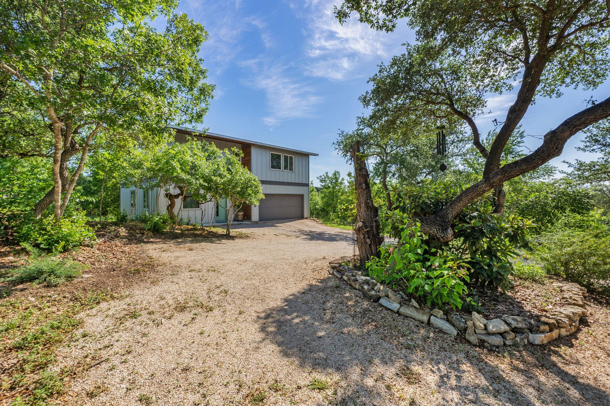 14804 Rock Cliff Dr, Leander, TX 78641