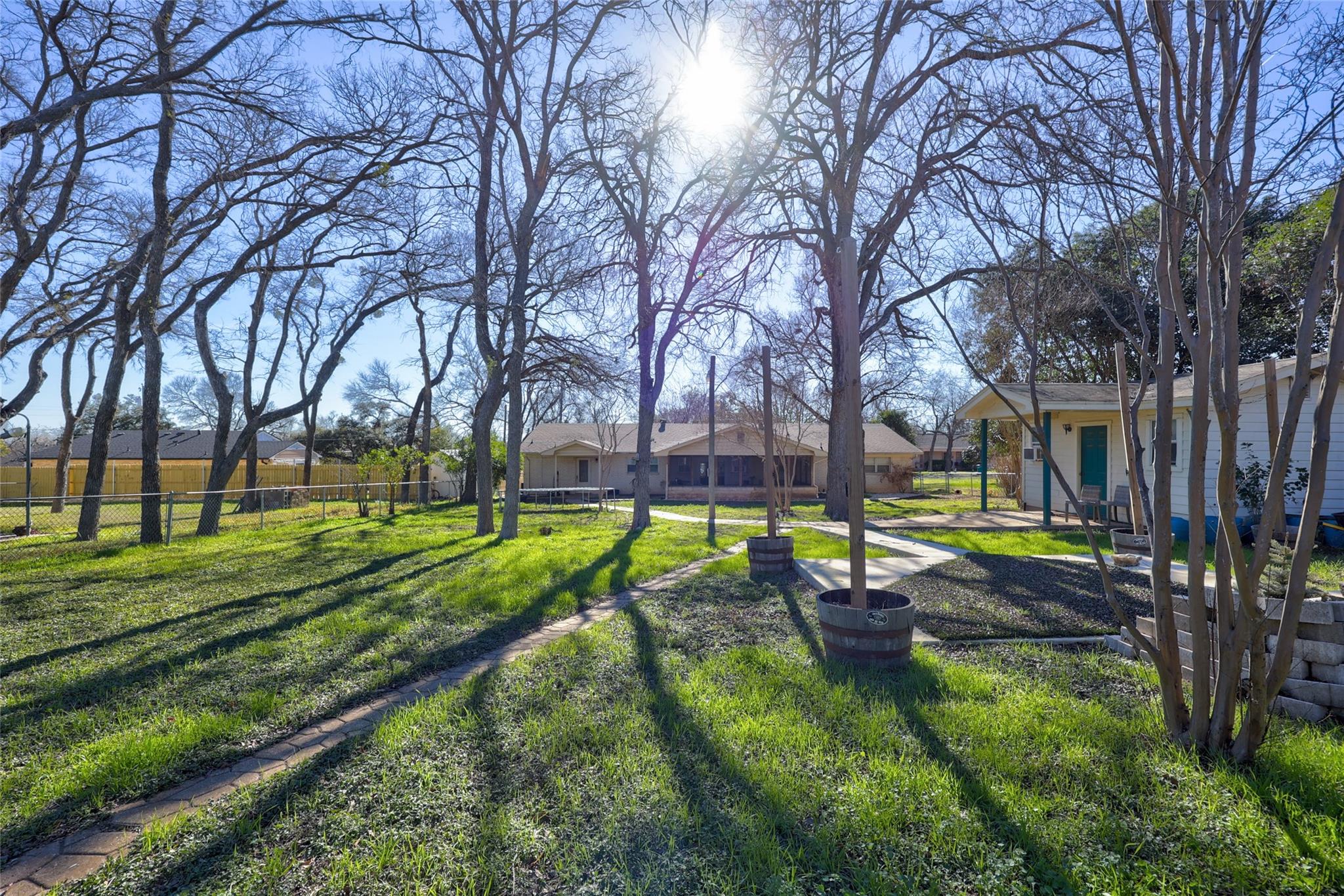 606 E 12th Ave, Belton, TX 76513
