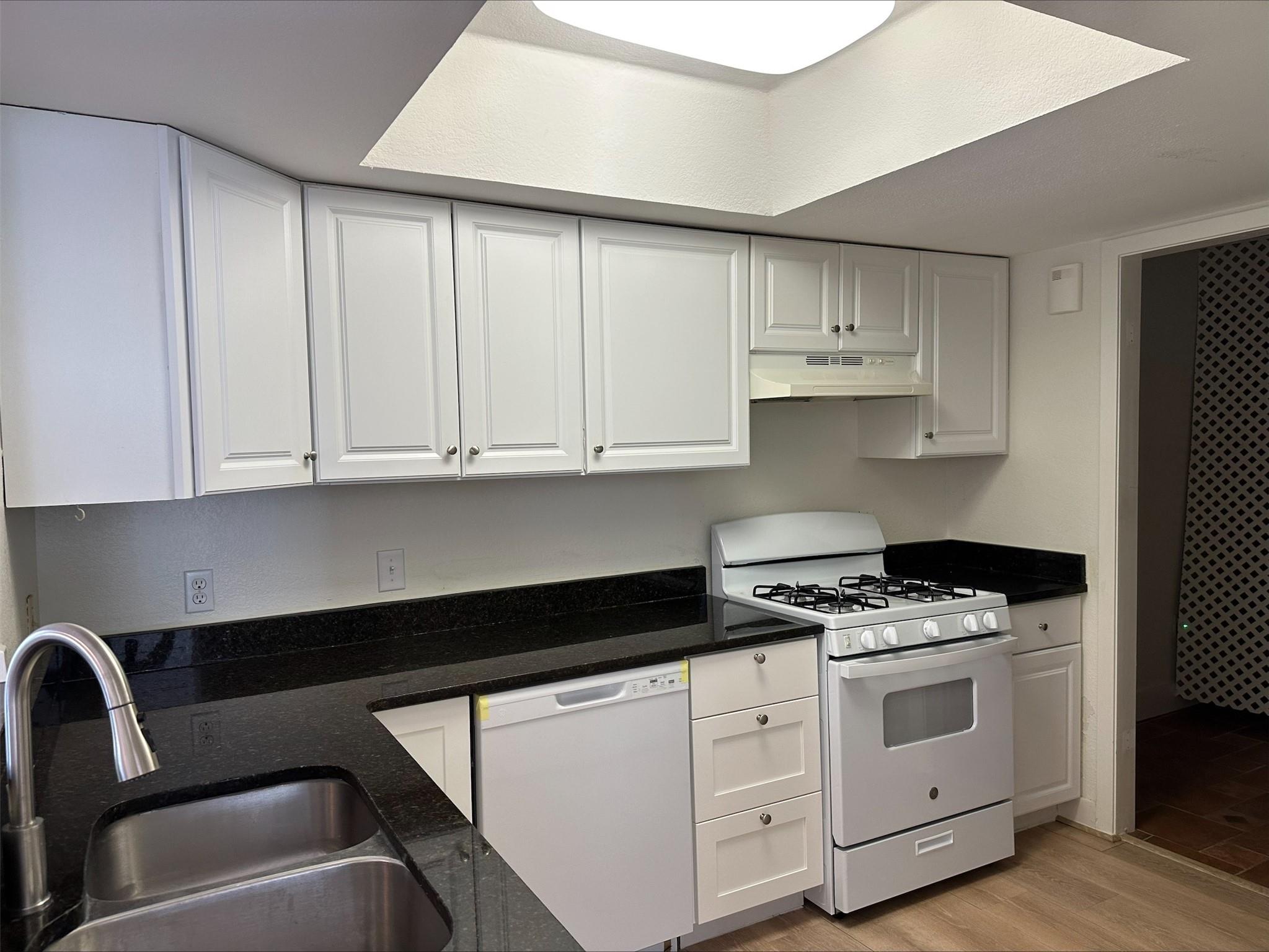 1604 Southgate Cir # A, Austin, TX 78704