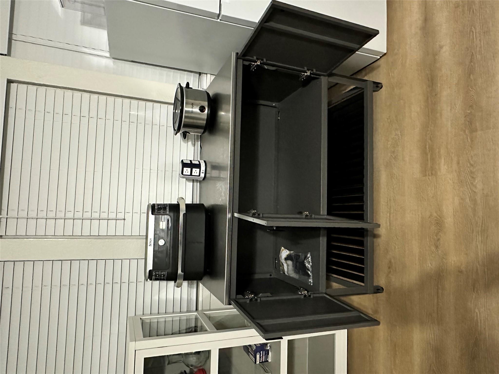 1604 Southgate Cir # A, Austin, TX 78704