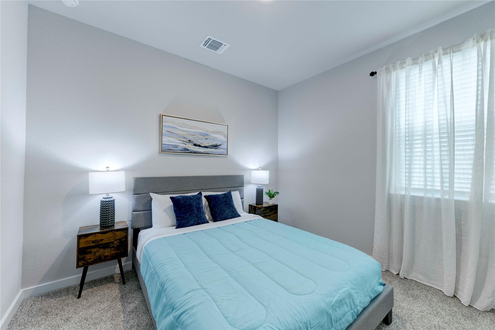 520 Clearlake Dr, Hutto, TX 78634