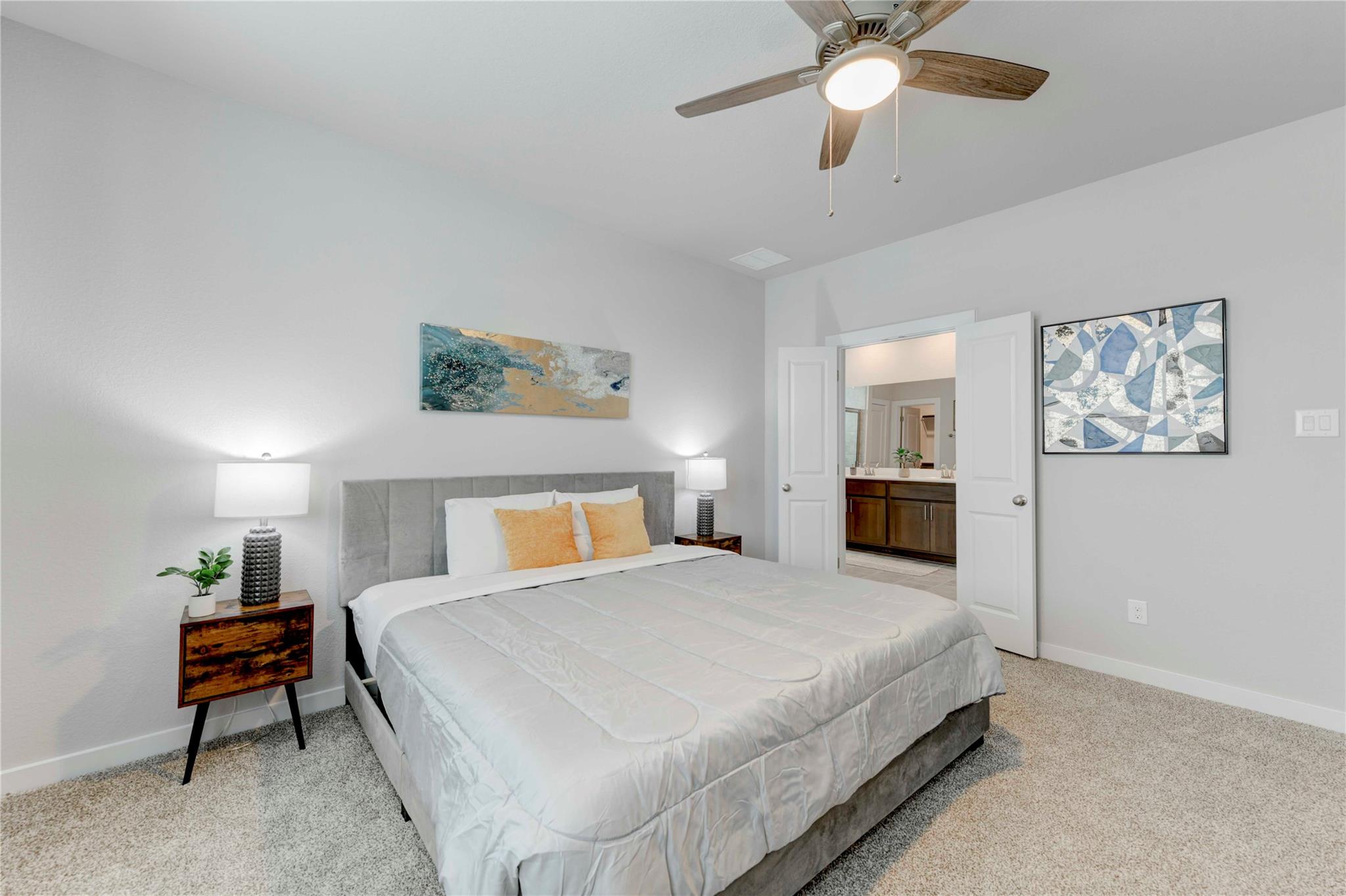 520 Clearlake Dr, Hutto, TX 78634