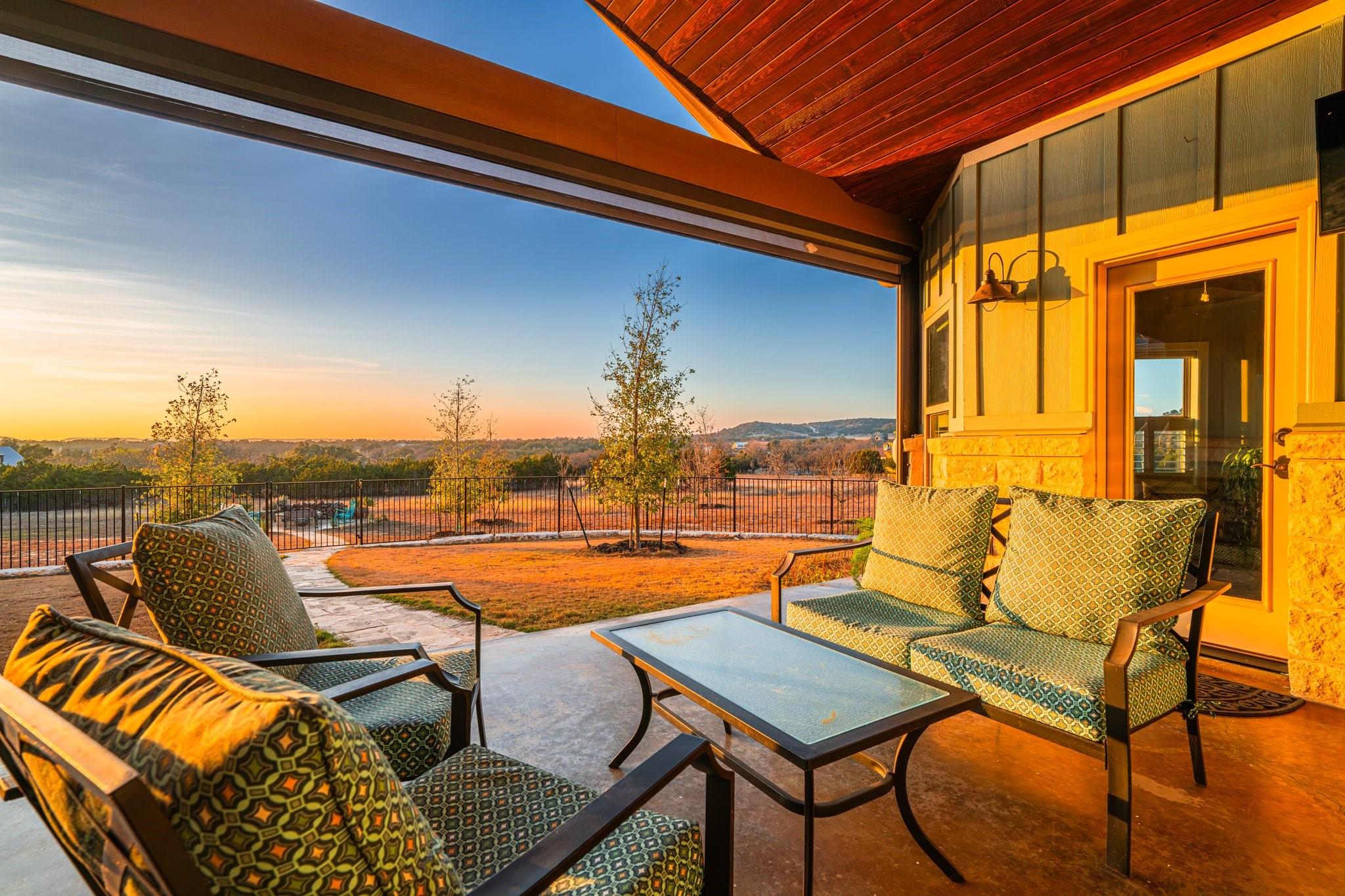 34 Rusty Spur Dr, Fredericksburg, TX 78624