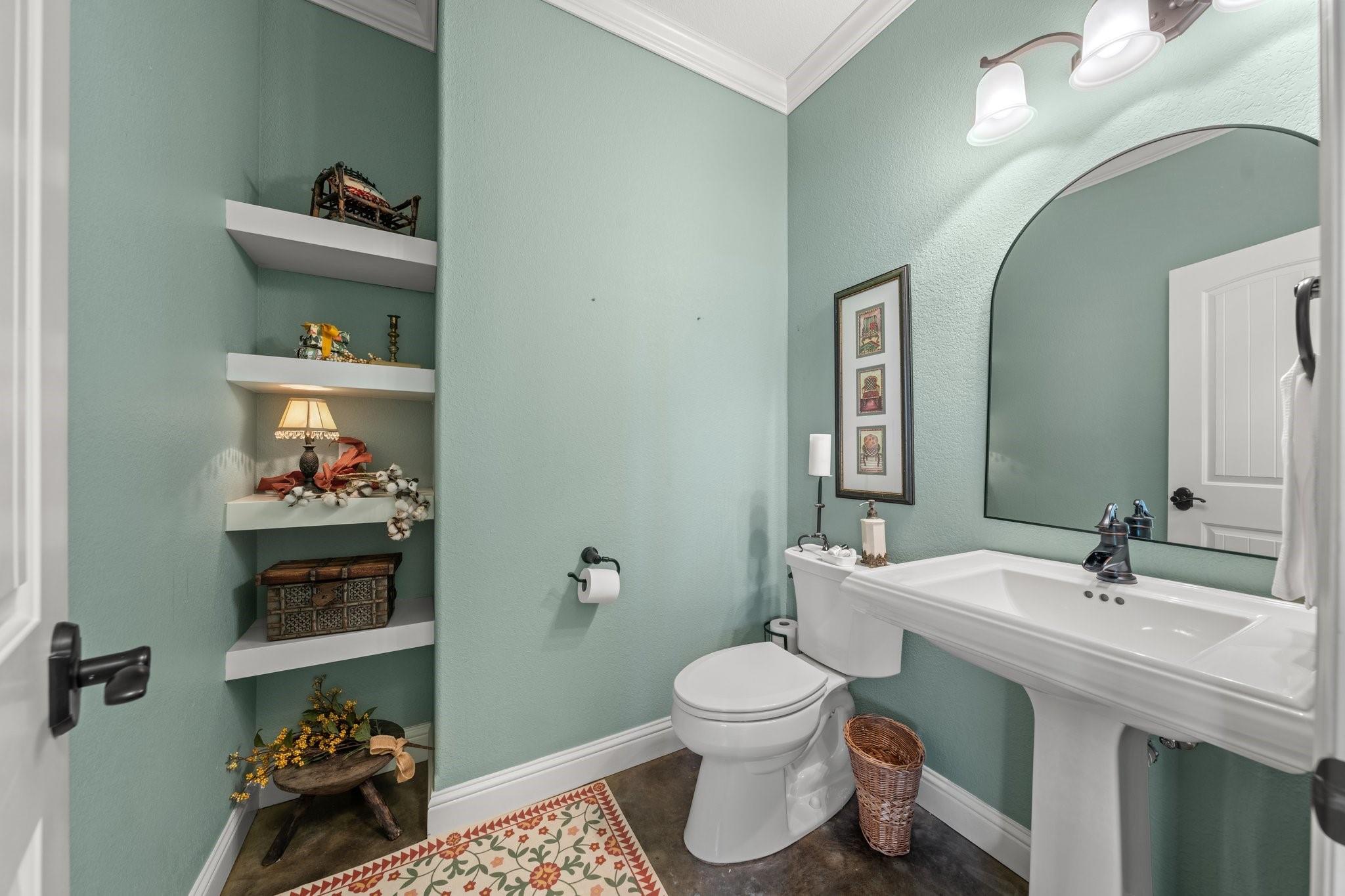 34 Rusty Spur Dr, Fredericksburg, TX 78624