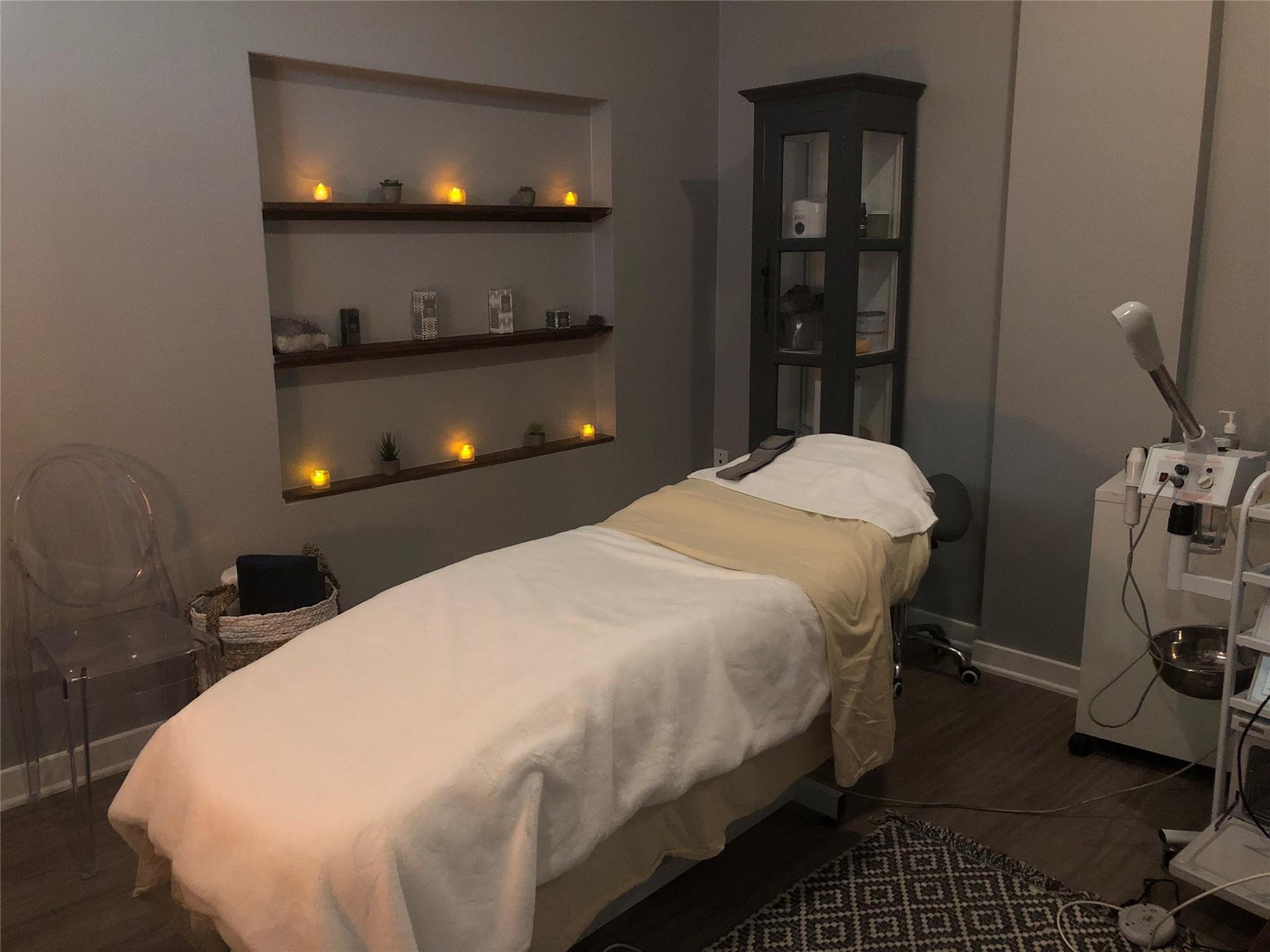 4361 S Congress Ave # 106, Austin, TX 78745