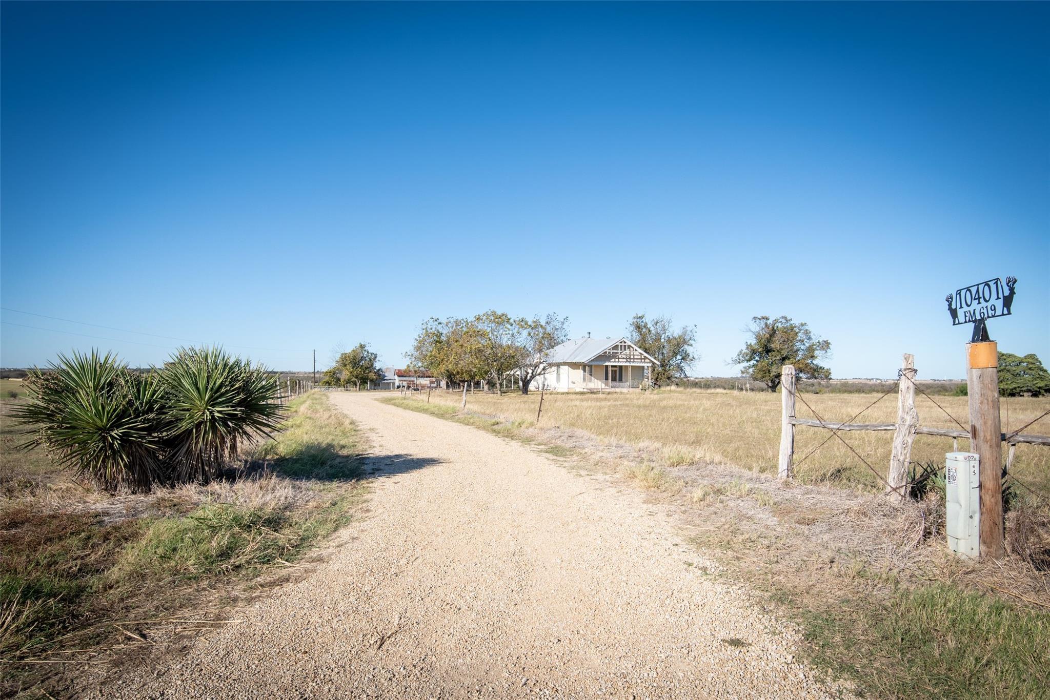10401 Fm 619 Rd, Taylor, TX 76574