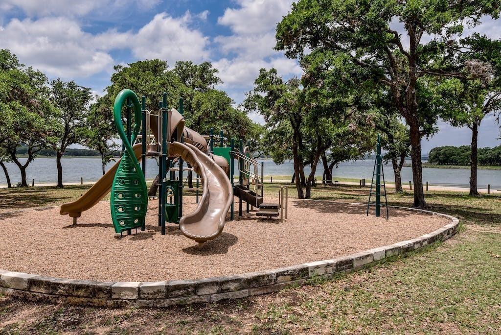 3304 Marshall Ave, Lago Vista, TX 78645