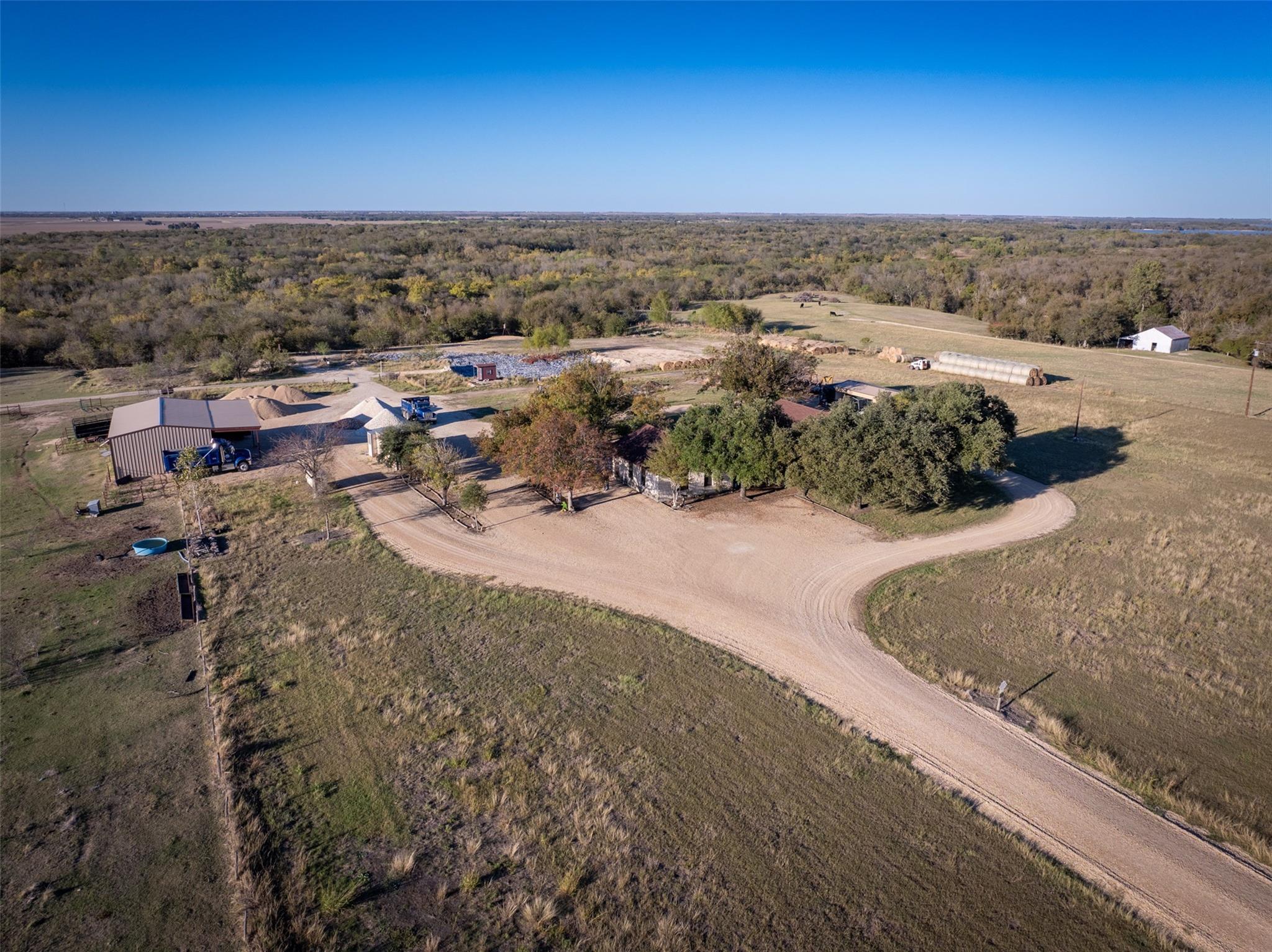 2001 Fm 1331 Rd, Taylor, TX 76574