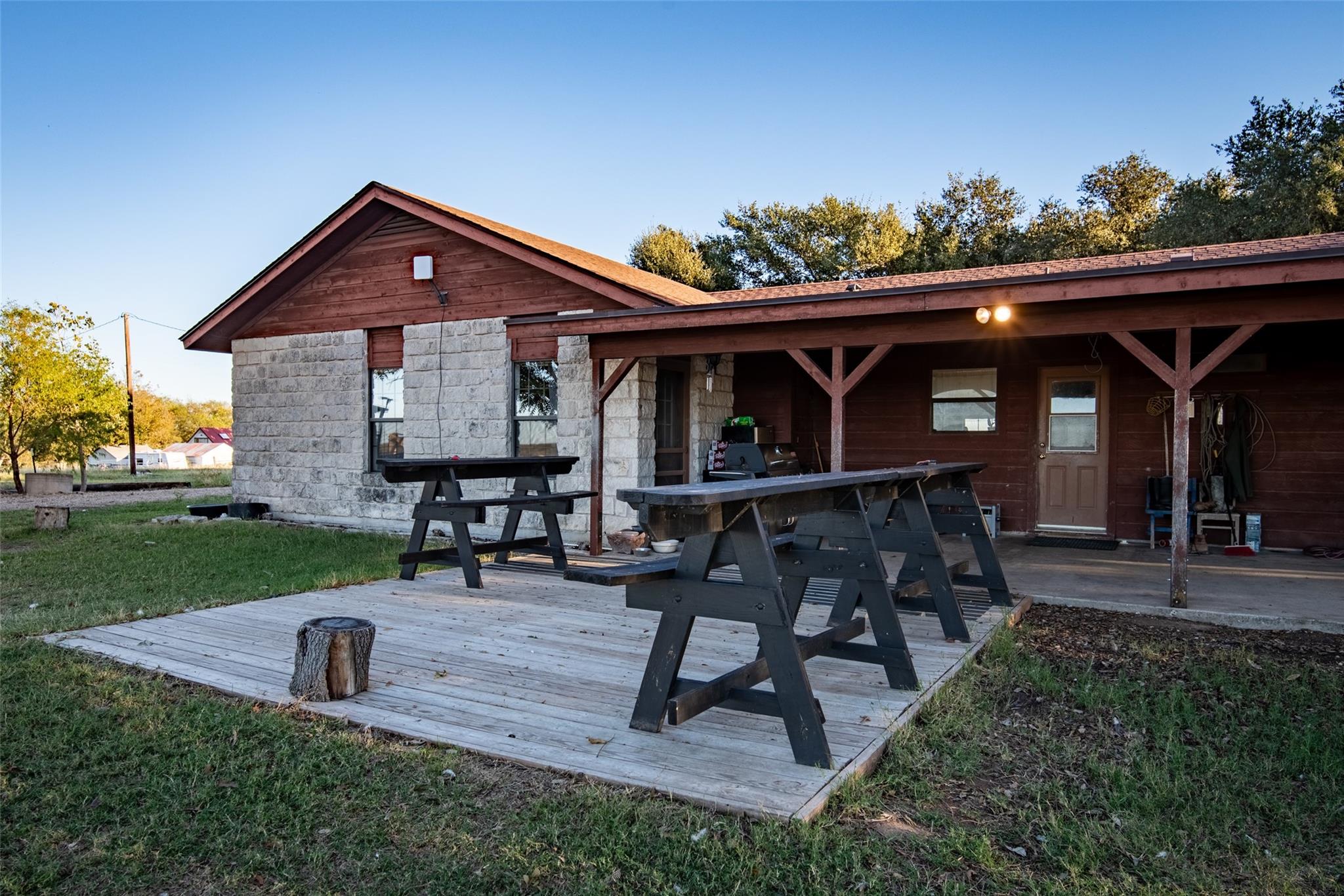 2001 Fm 1331 Rd, Taylor, TX 76574