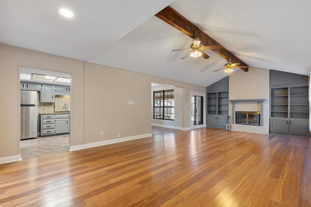 3017 Junie Ln, Taylor, TX 76574