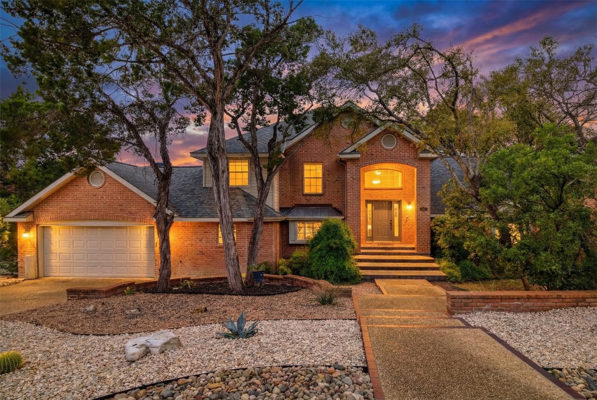 857 Mission Hills Dr, New Braunfels, TX 78130