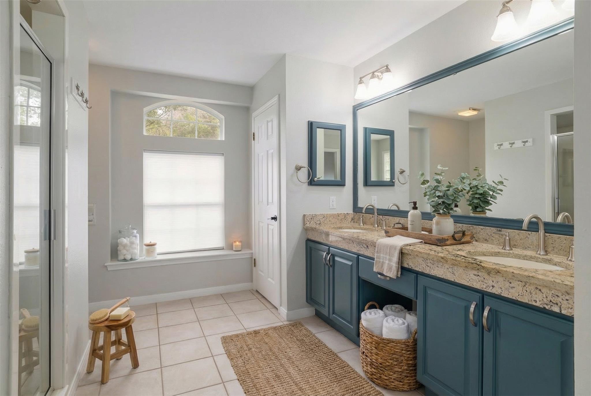 857 Mission Hills Dr, New Braunfels, TX 78130