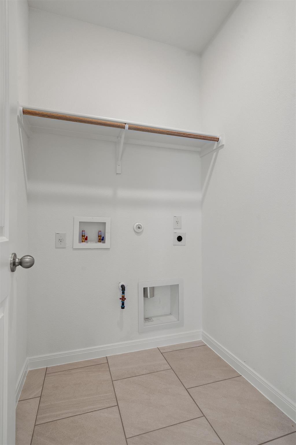 228 Ironshoe Trl, Liberty Hill, TX 78642