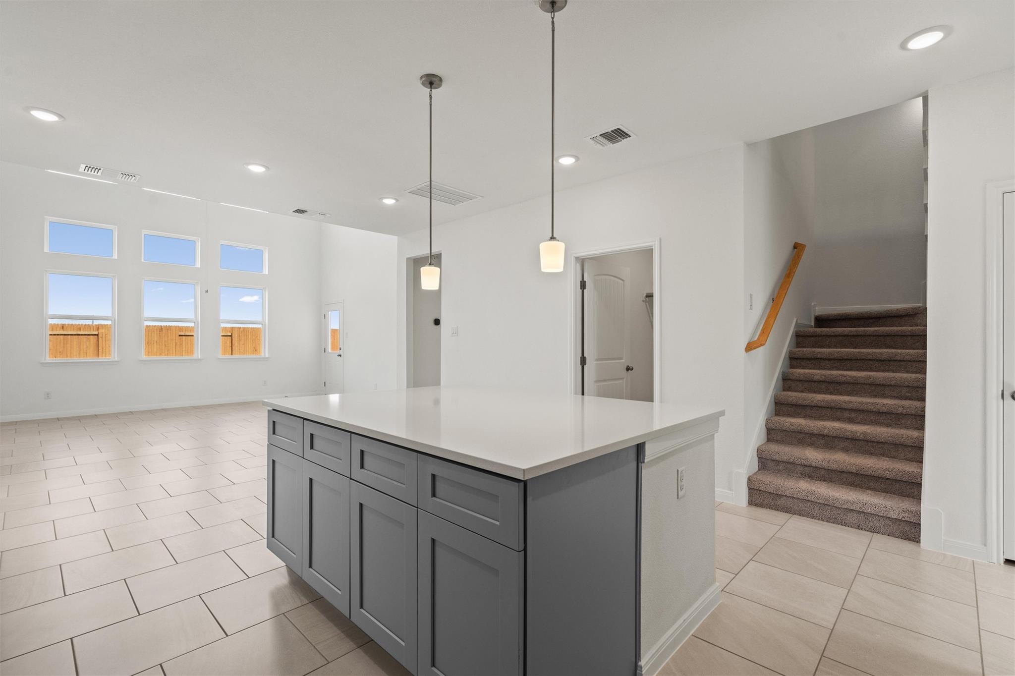 228 Ironshoe Trl, Liberty Hill, TX 78642