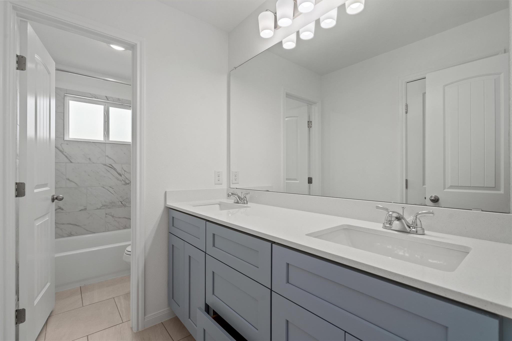 228 Ironshoe Trl, Liberty Hill, TX 78642