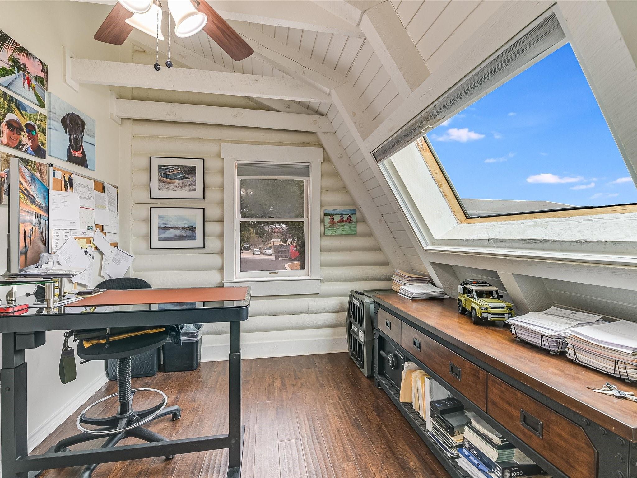 2105 N Ranch Road 620 N, Lakeway, TX 78734