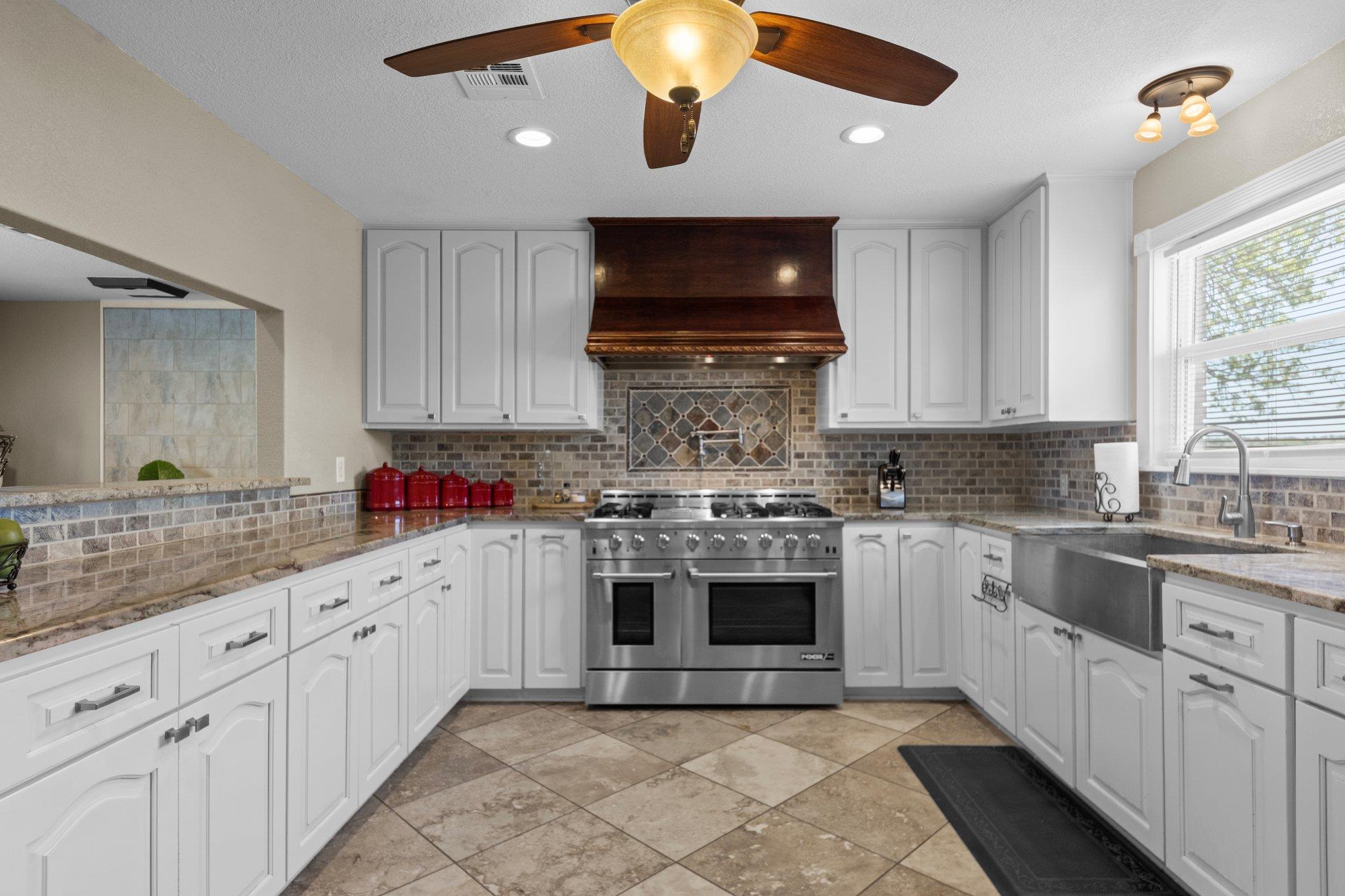 3022 N US Highway 281, Burnet, TX 78611