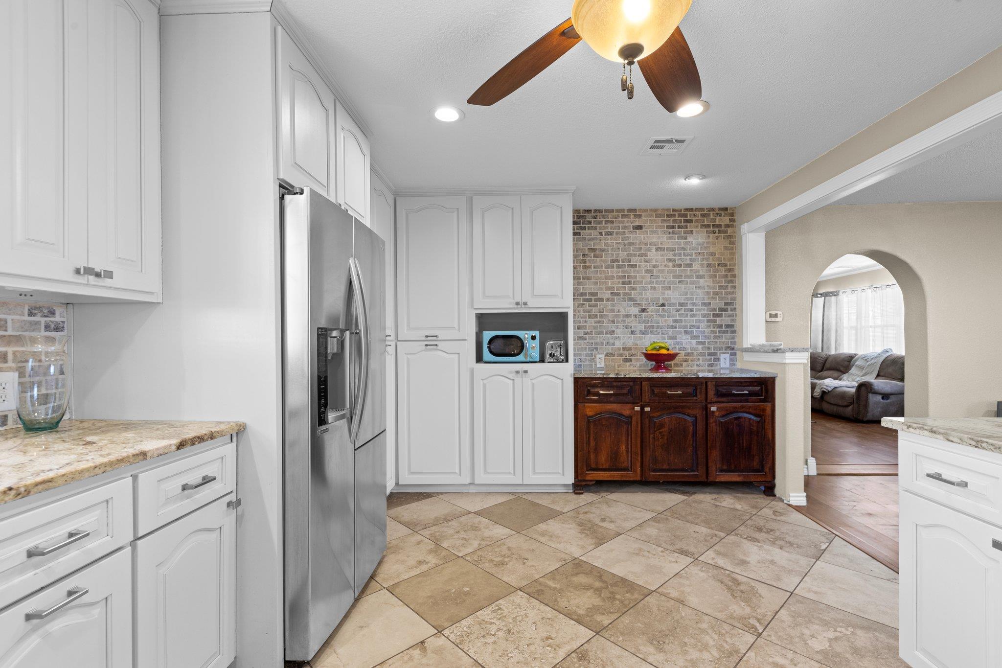 3022 N US Highway 281, Burnet, TX 78611