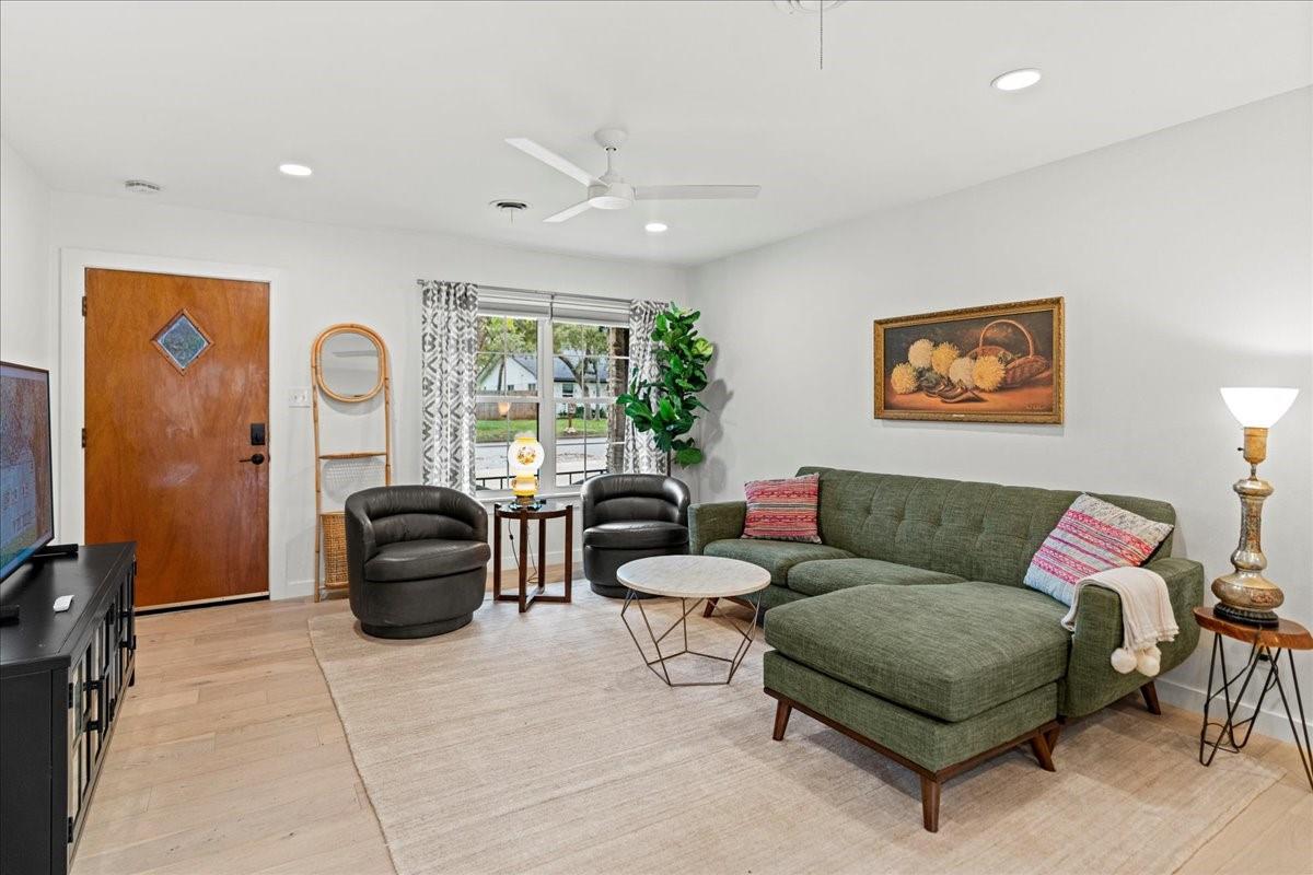 3202 & 3204 Nancy Gale Dr, Austin, TX 78735