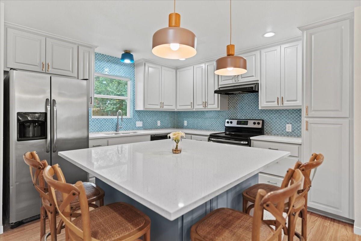 3202 & 3204 Nancy Gale Dr, Austin, TX 78735