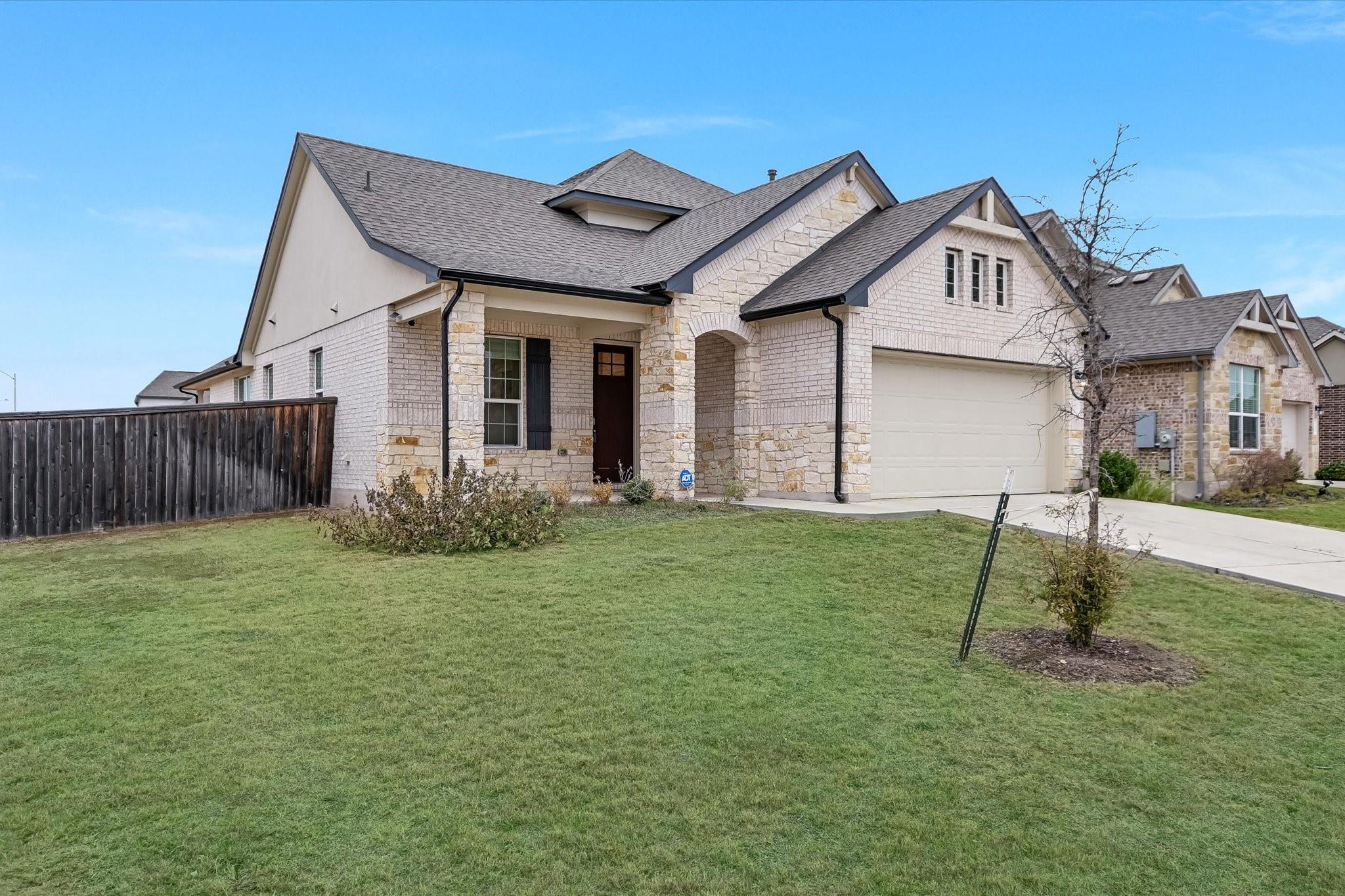 14117 McArthur Dr, Manor, TX 78653