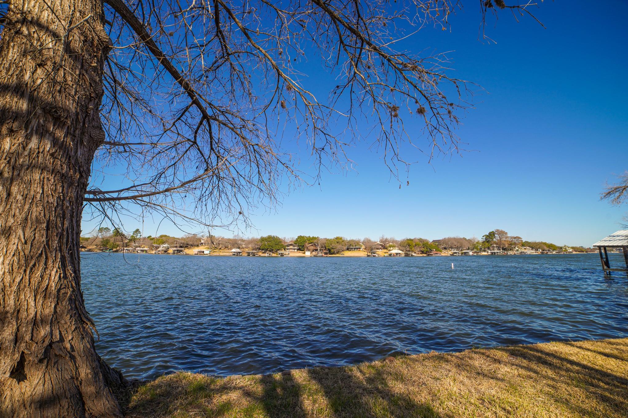 2908-2910 Pack Saddle Dr, Horseshoe Bay, TX 78657