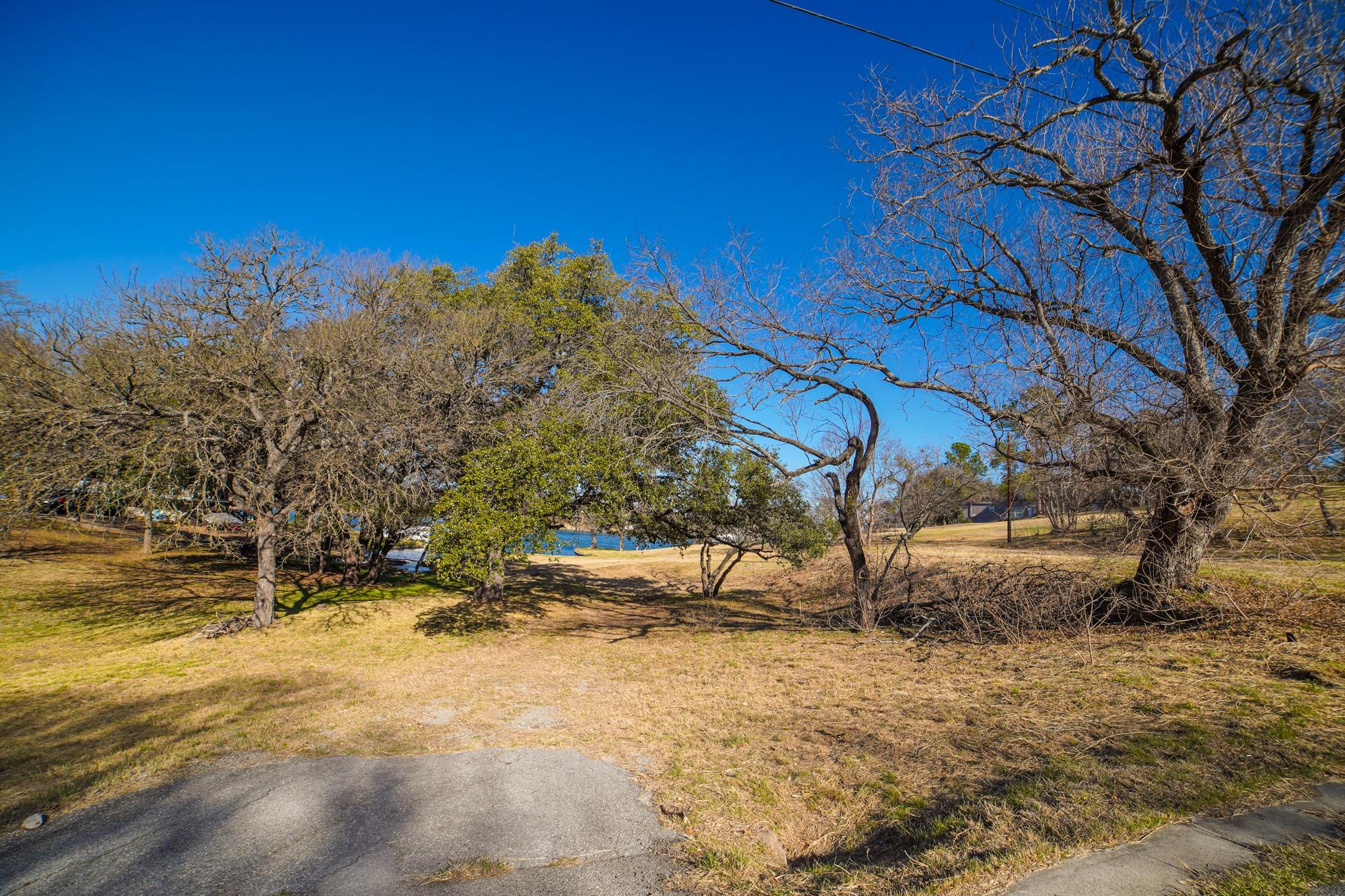 2908-2910 Pack Saddle Dr, Horseshoe Bay, TX 78657