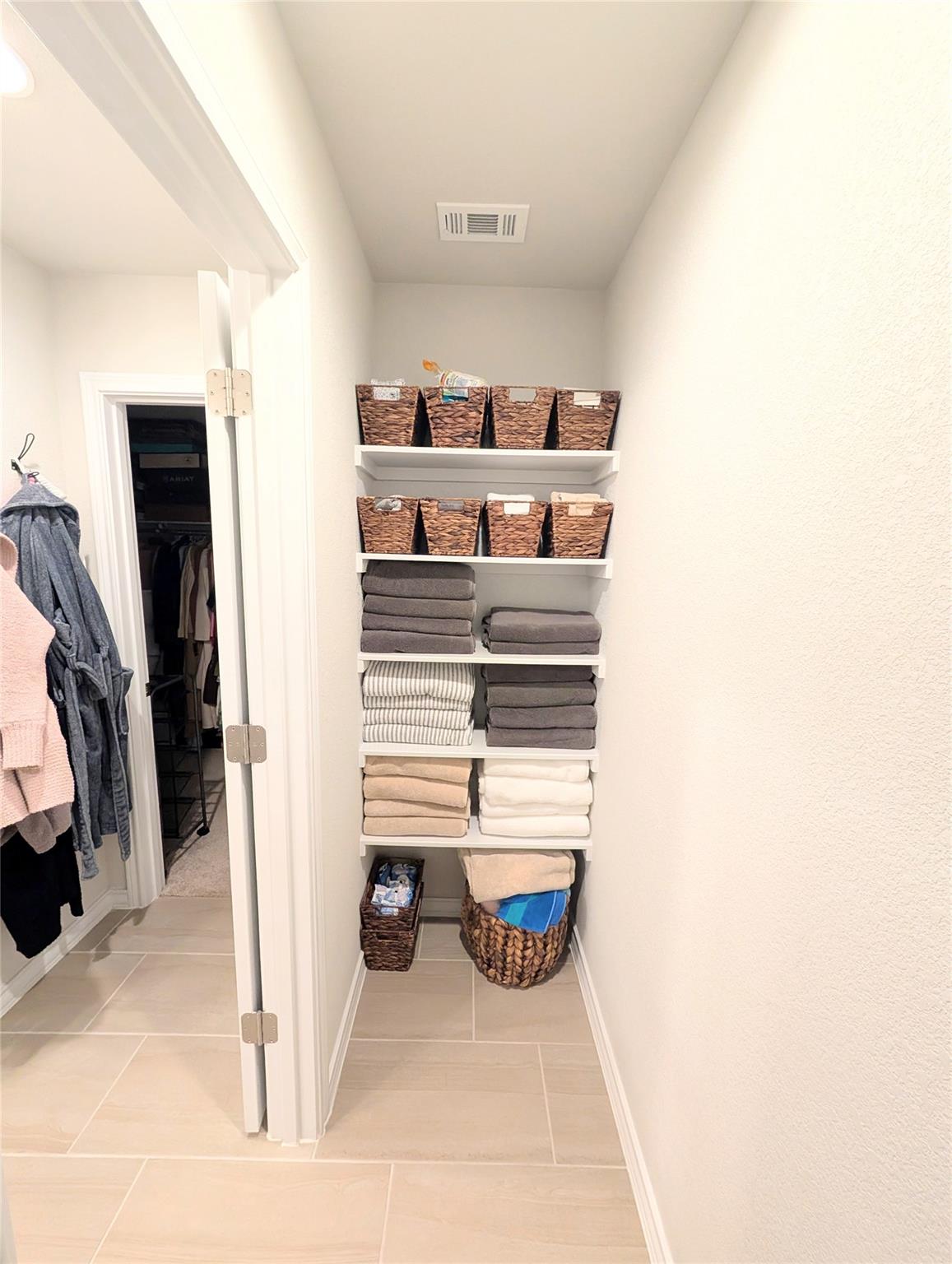 226 Thornless Cir, Buda, TX 78610