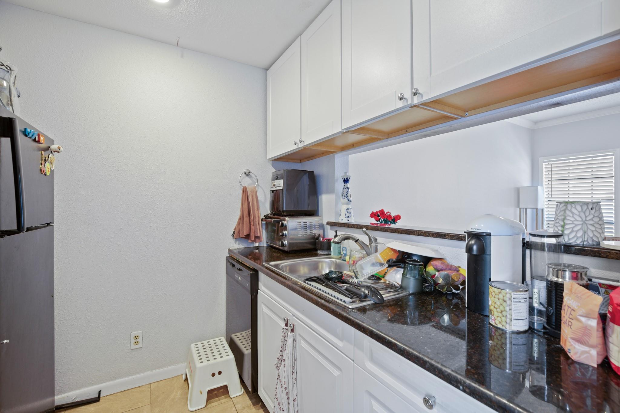 715 22 1/2 St # 101, Austin, TX 78705