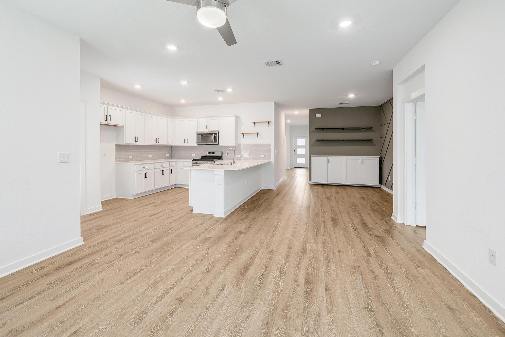 204 Shawi Pass, Leander, TX 78641