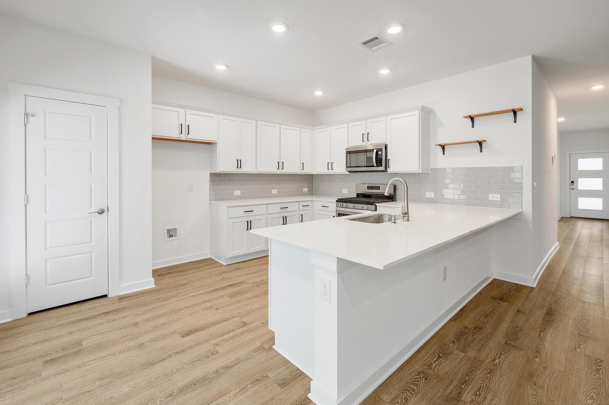 204 Shawi Pass, Leander, TX 78641