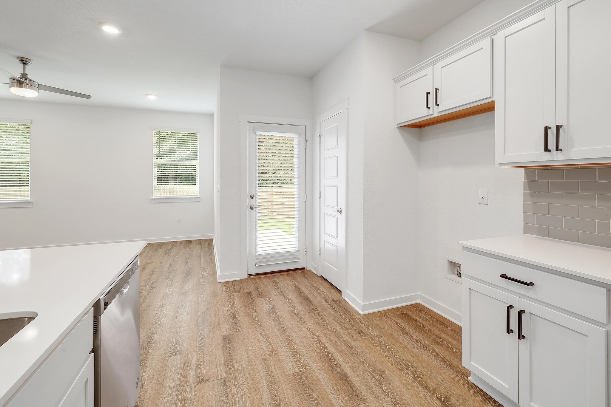 204 Shawi Pass, Leander, TX 78641