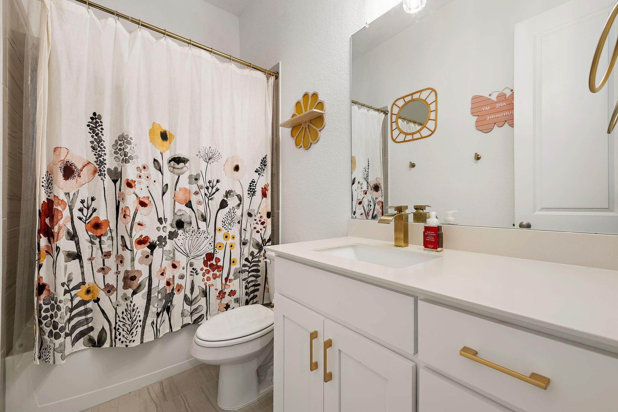 213 Lotti Ln, Liberty Hill, TX 78642