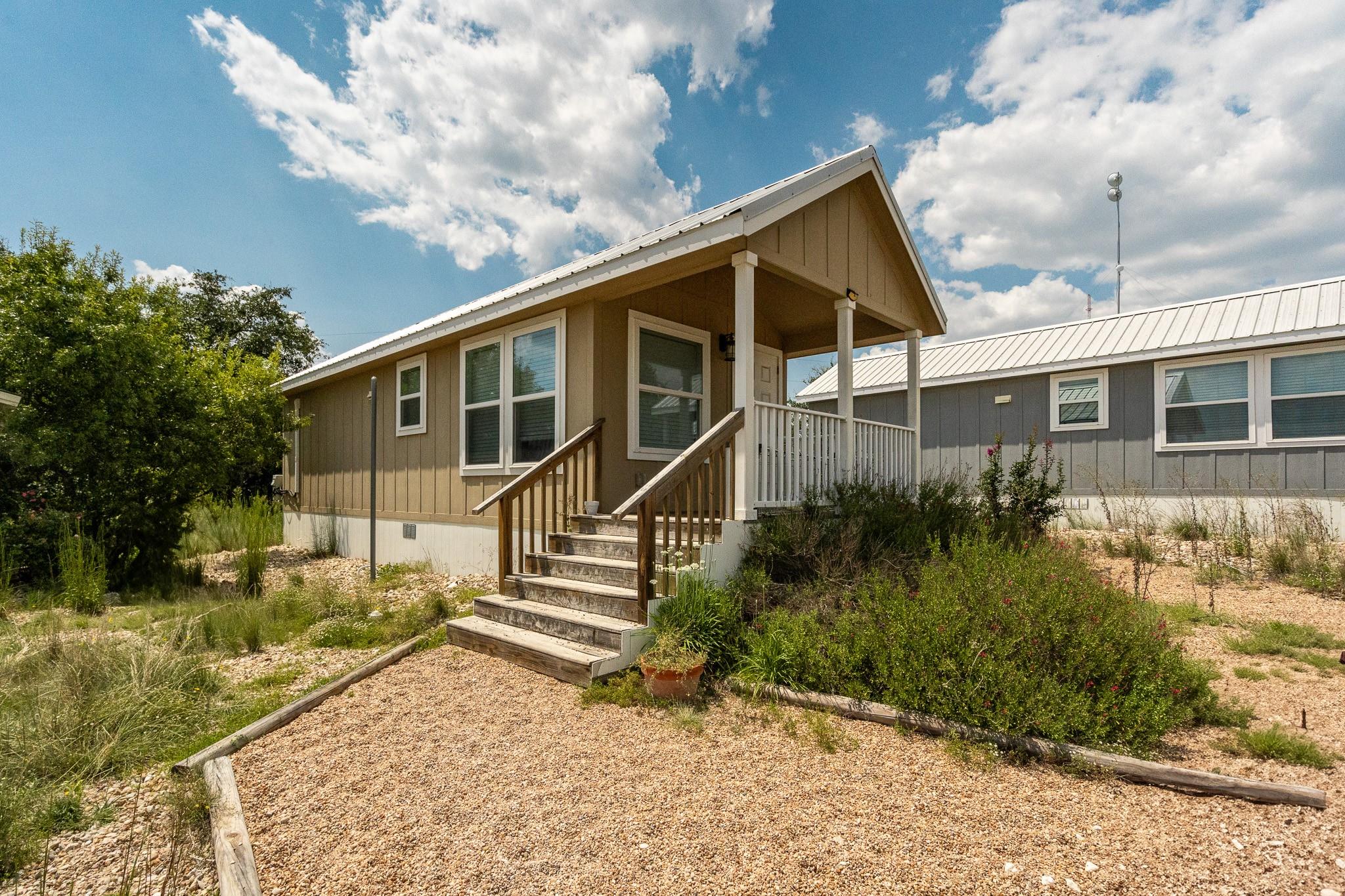 24369-2 Bingham Creek Rd, Leander, TX 78641