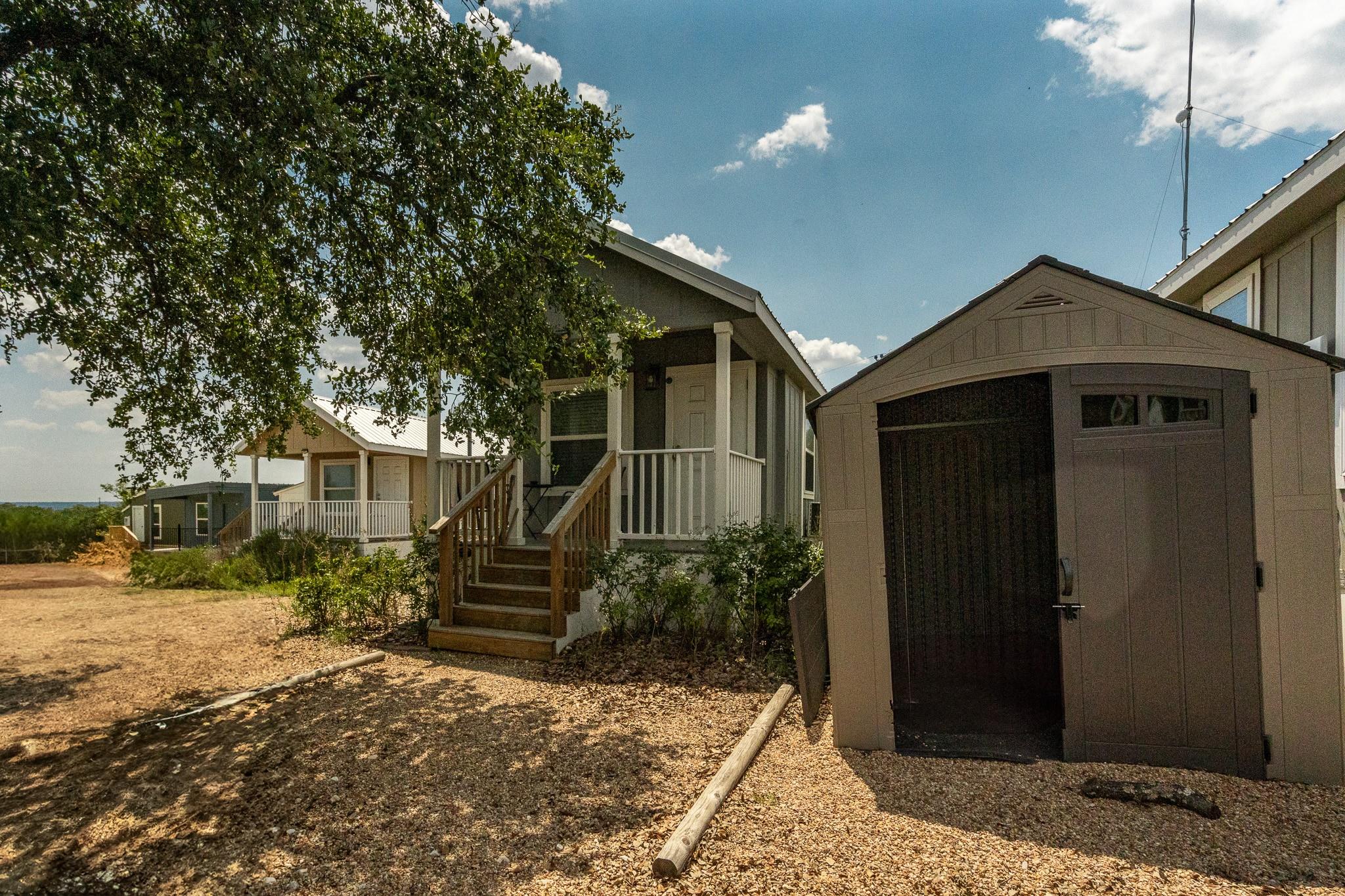 24369-2 Bingham Creek Rd, Leander, TX 78641