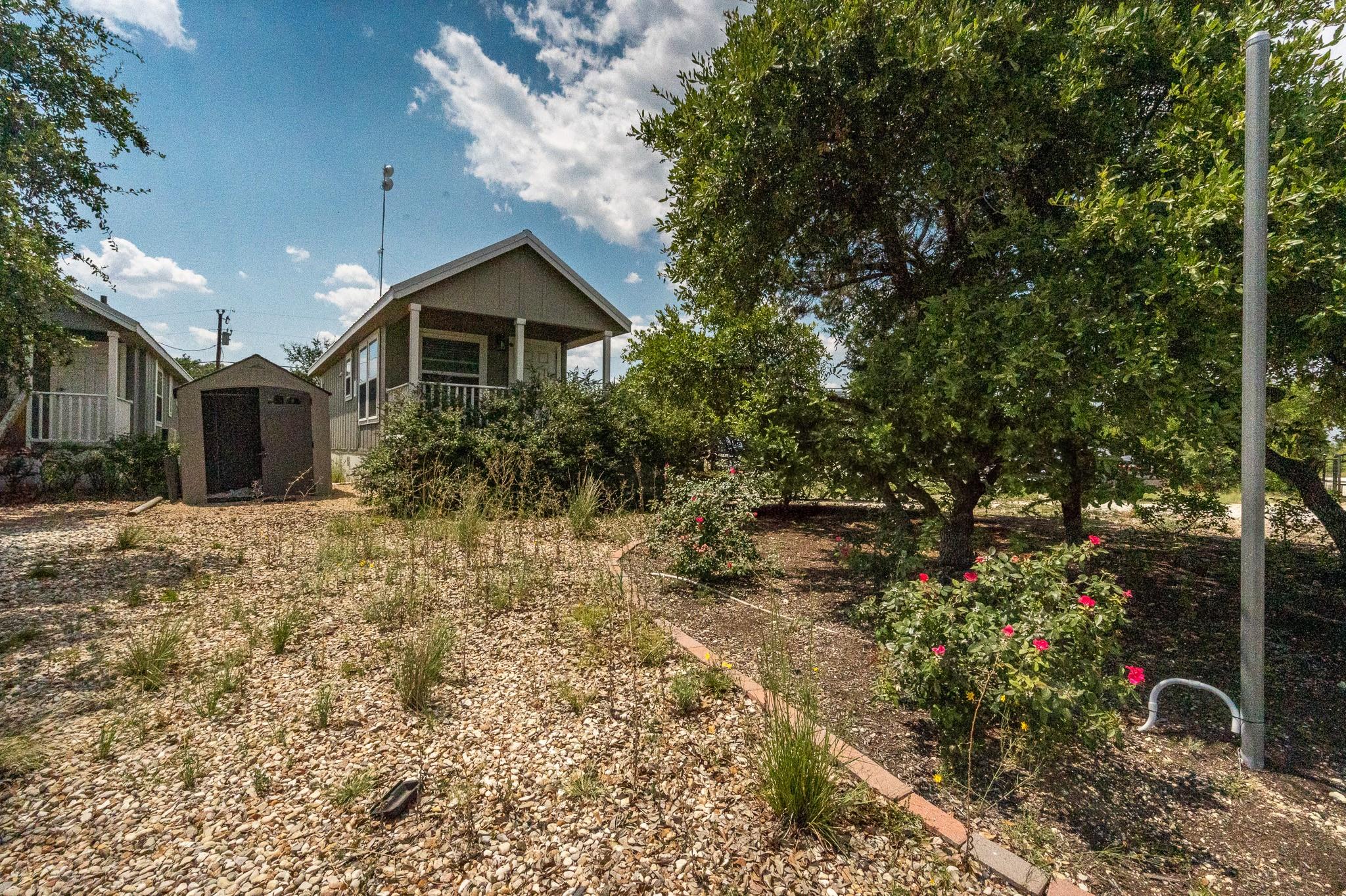 24369-2 Bingham Creek Rd, Leander, TX 78641